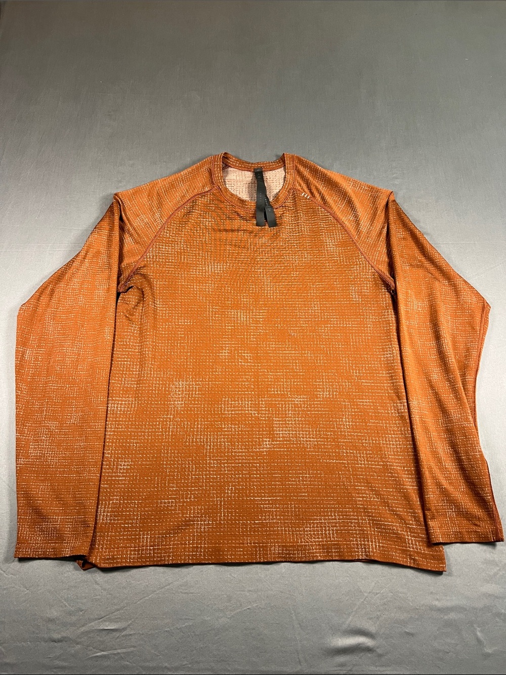 Men's lululemon Long Sleeve Crewneck Shirt - Rust Orange